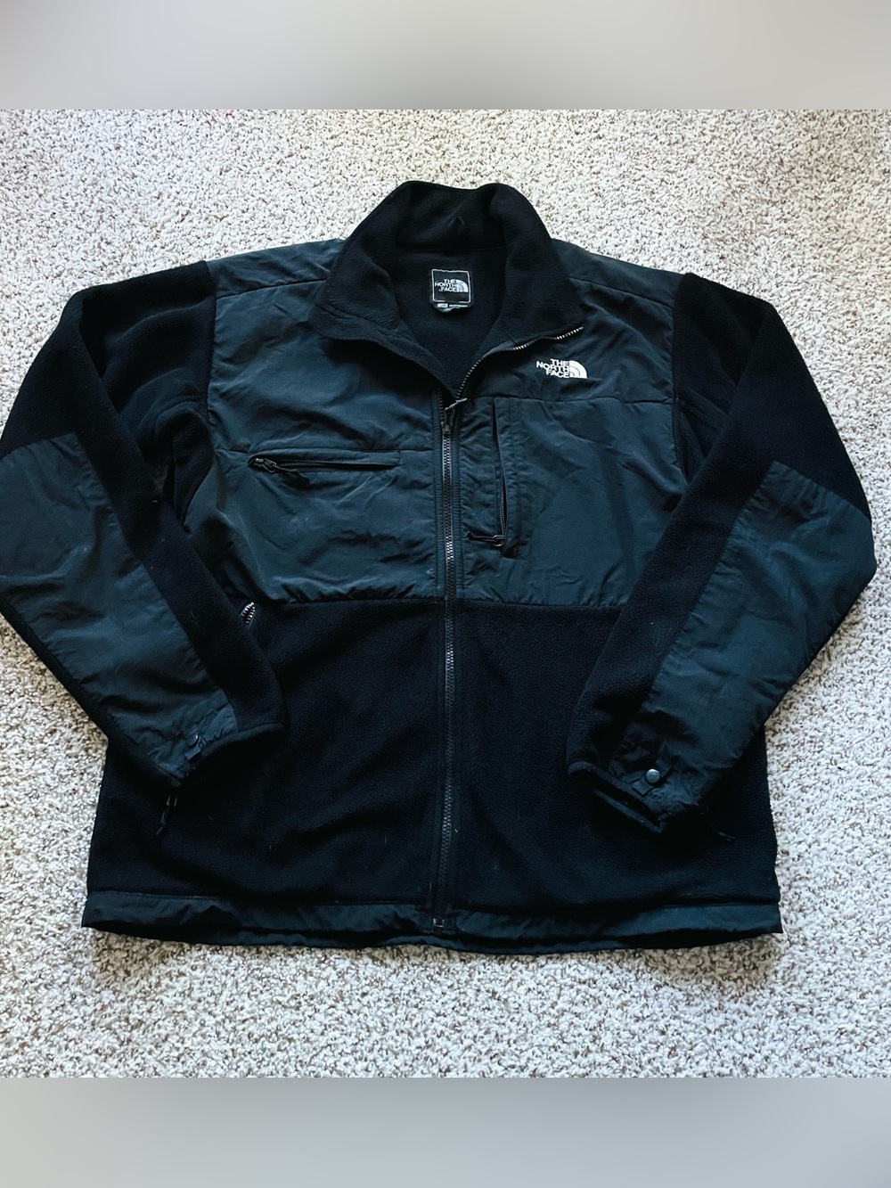 The North Face Men's Black Lightweight Fleece Hybrid Jacket